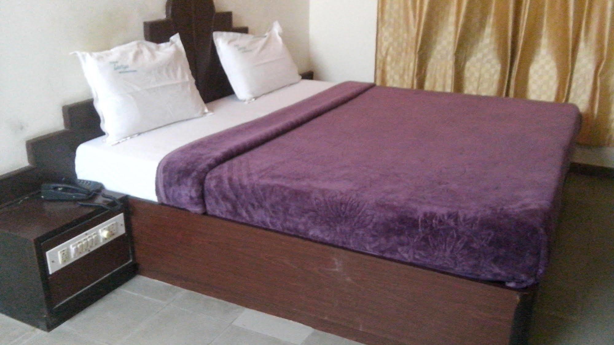 Luciya International Mysore Exterior photo